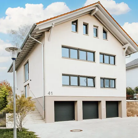 Appartement Blumenraum 2 *